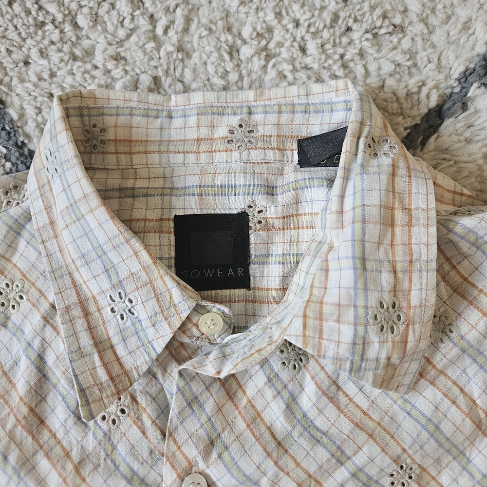 SQWEAR brand short sleeve plaid button-down size large - Picture 3 of 5